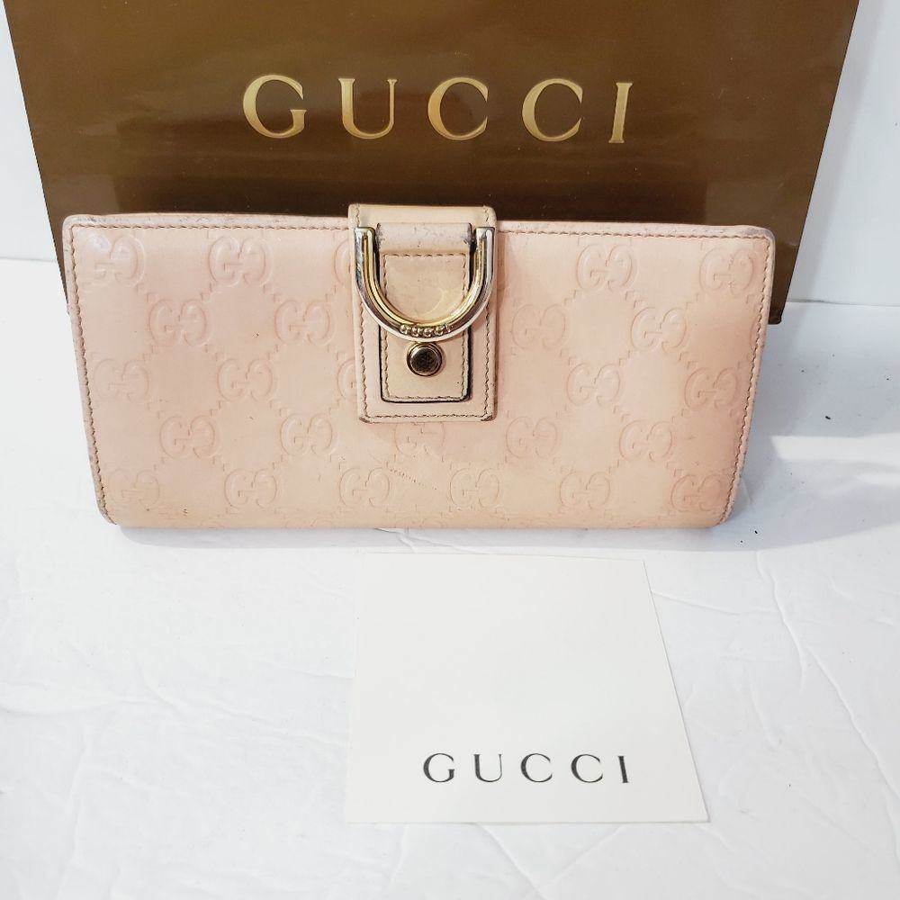 GUCCI Authentic Guccissima monogram GG pink zip wallet